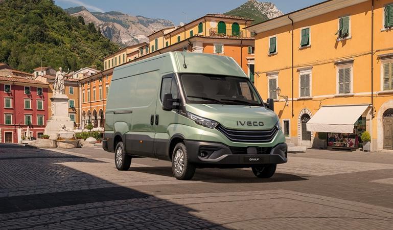60358400706DailyVan229960x612Promo-Container-Desktop.jpg